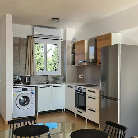 Apartment Phaedrus Living: Seaview Luxury Flat Paphinia 204 *