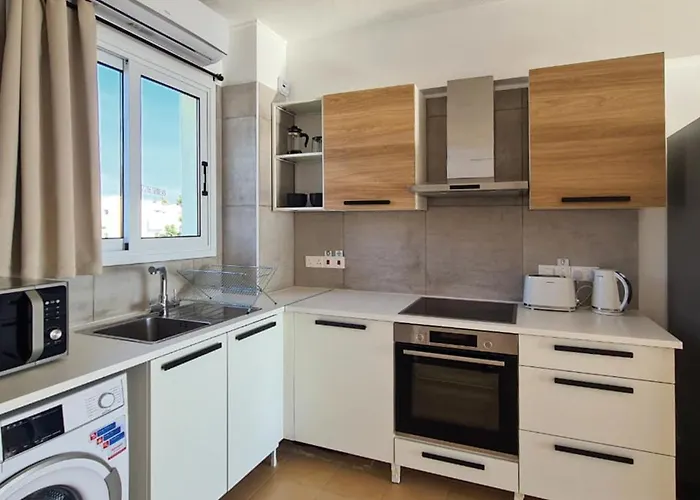 Phaedrus Living: Seaview Luxury Flat Paphinia 204 Lägenhet *