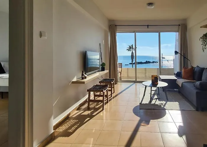 Phaedrus Living: Seaview Luxury Flat Paphinia 204 Paphos
